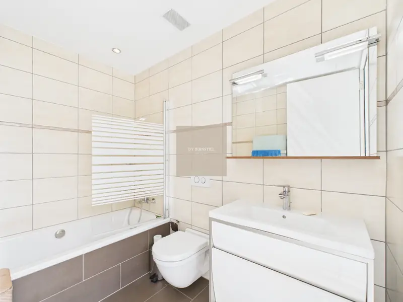 Bathroom with bathtub